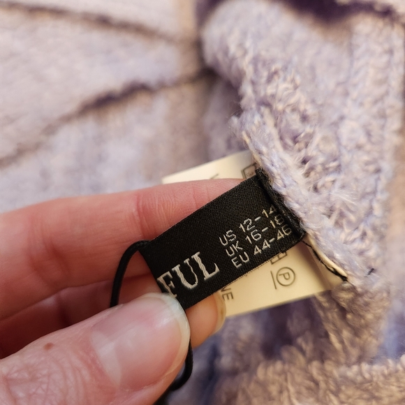 Lavender and Blue Wrap Cropped Sweater - Picture 5 of 6